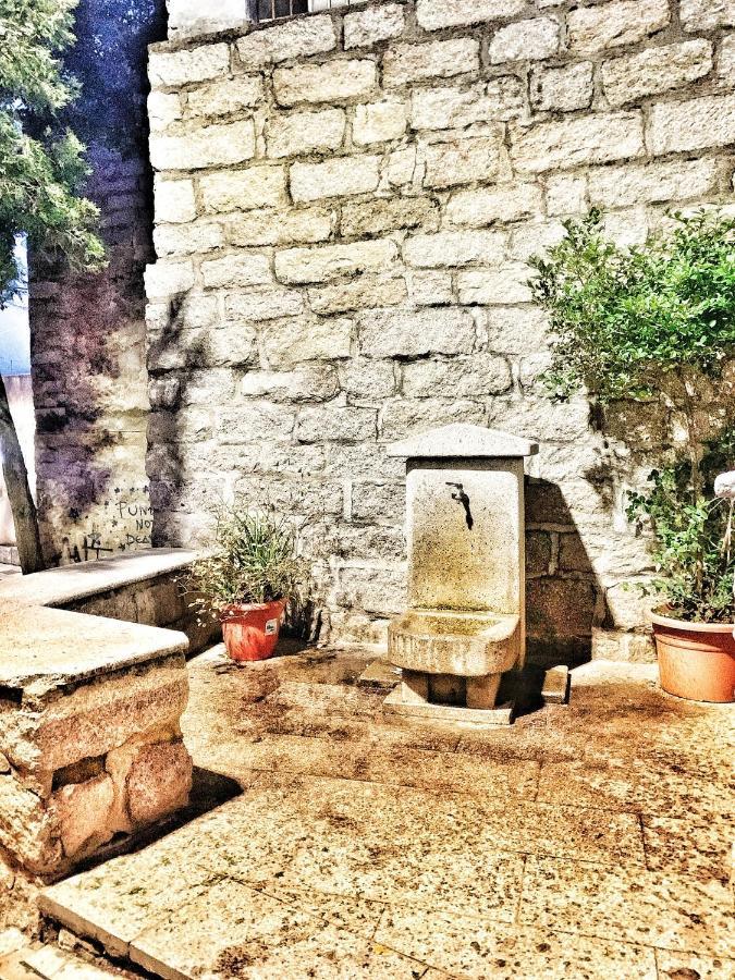 La Vecchia Posta B&B Calangianus Eksteriør billede